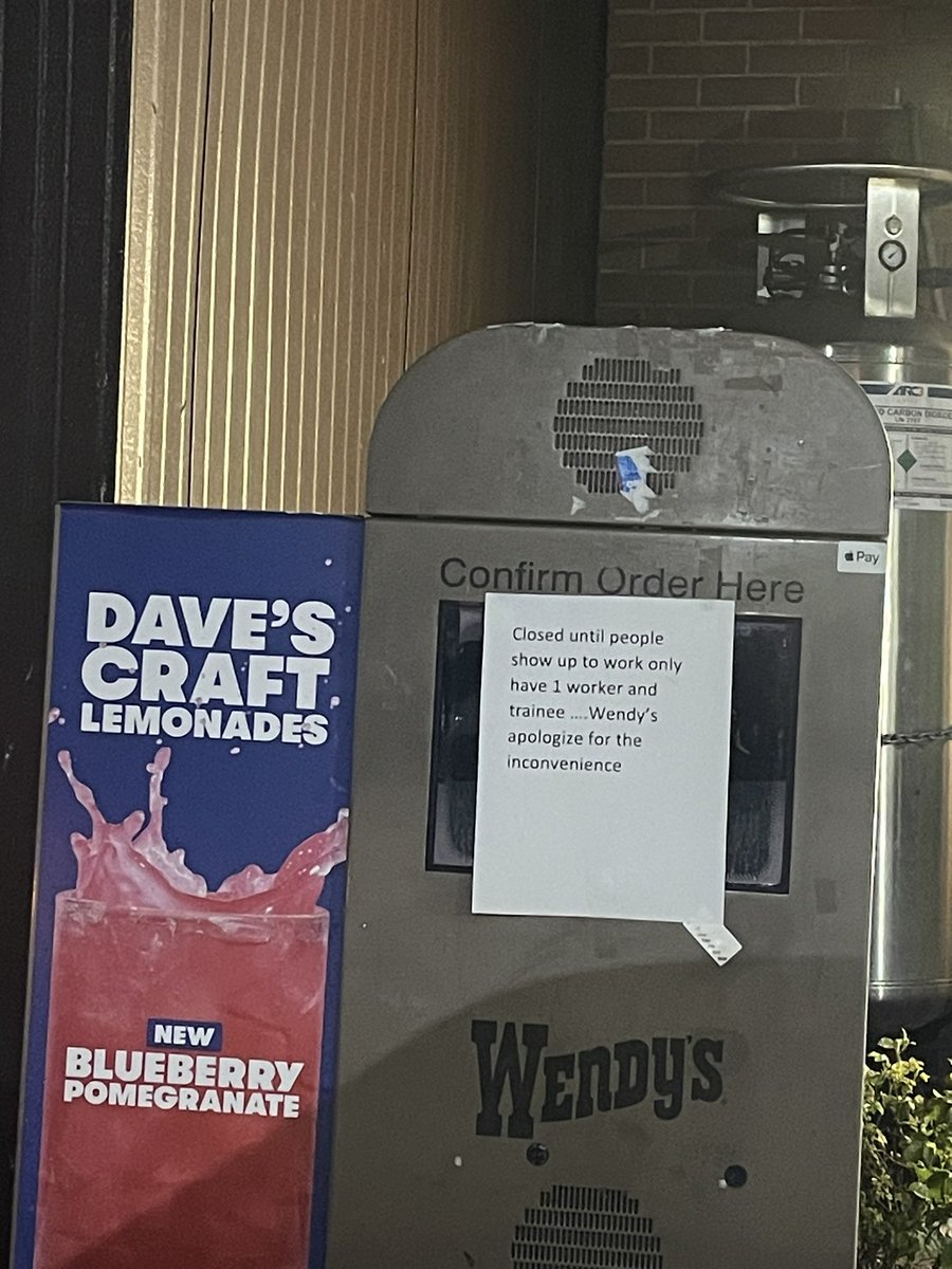 ProbablyMontana's tweet photo. Damn @Wendys https://t.co/BYgS0UAddd
