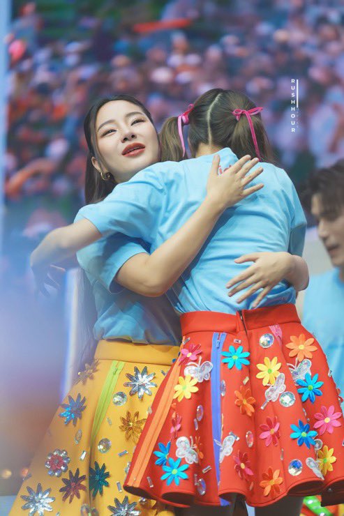 namorntaraaa's tweet photo. จะอยู่ด้วยจน 1000 ล้านเลยค่า  #Freen2MLove https://t.co/l9TFJEdOmX