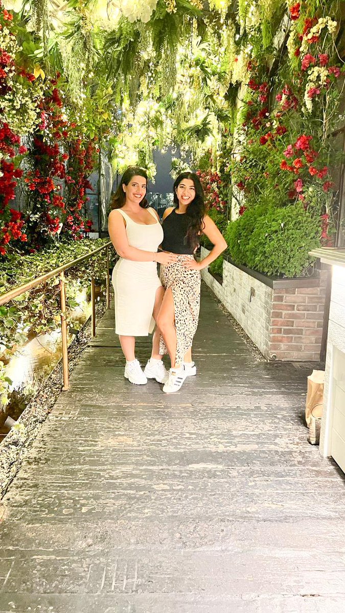 Sarah Arabic on Twitter: ".@_allthatjasmine 😍 Go follow on @Fansly us