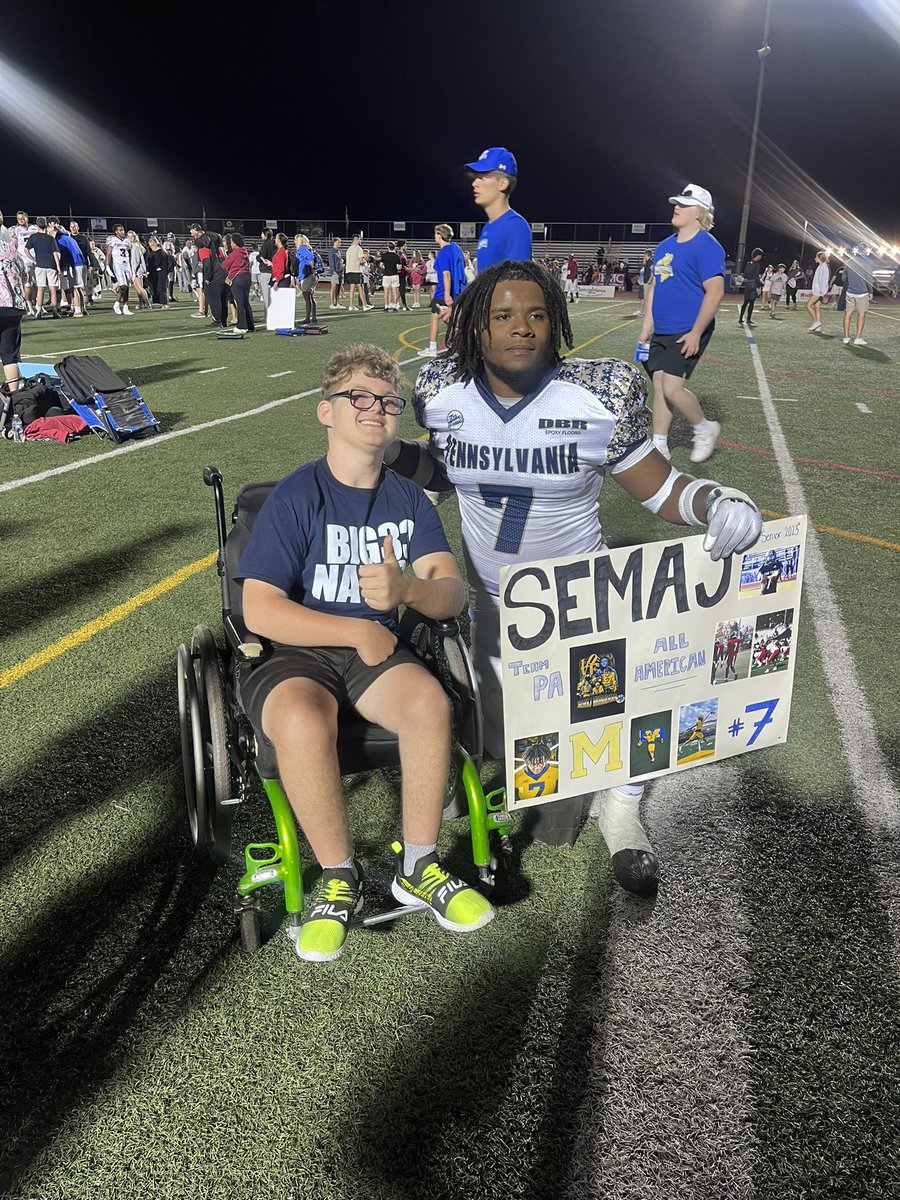 SemajBridgeman7's tweet image. Thank you @psfcabig33 for such an honorable experience 🏆 & Appreciation to my buddy Ethan for helping us pull away with the W! #TeamPA