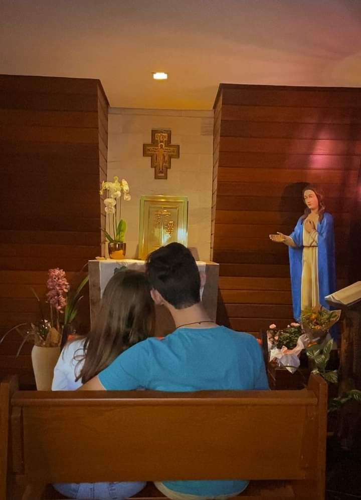 Salir con alguien que te acerca a Dios es muy importante tanto para tu presente como tu futuro ♥️🫂✝️