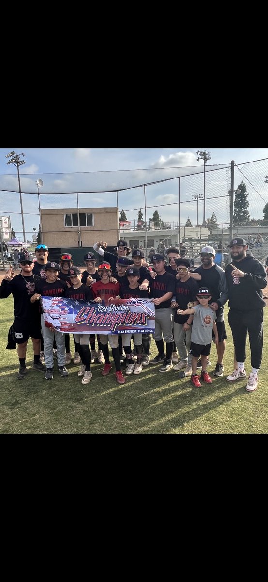 Sandlot805's tweet photo. Sandlot 13U Black 23’ ⁦@socalusssabball⁩ Champs!! Congrats to all these kids on a 5-0 weekend. Thank you ⁦@EastonBaseball⁩ for sponsoring the tournament! ⁦@guerrero_jordan⁩ ⁦@amaciel26⁩ ⁦@maciel_ajm24⁩ we are all so appreciative of you coaches!! https://t.co/KS7LzcY58y