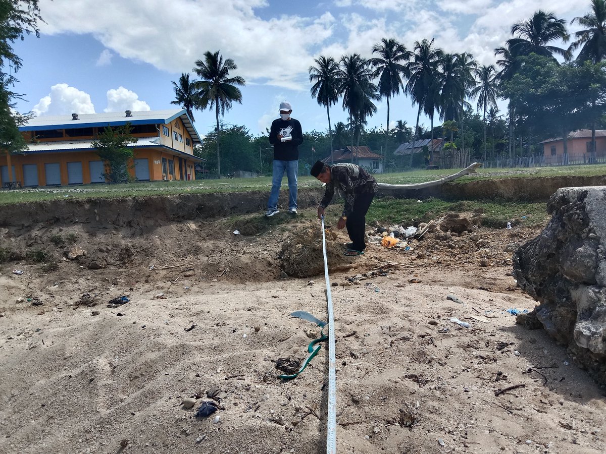 STOP KRIMINALISASI PENDAMPING DESA.
BEBASKAN ARLELAN..!!.
merdesanews.com/2023/05/26/tag…
#SaveTPP
#SaveArlelan
<a href="/jokowi/">Joko Widodo</a> 
<a href="/KejaksaanRI/">Kejaksaan RI</a>
<a href="/mohmahfudmd/">Mahfud MD</a>
<a href="/halimiskandarnu/">ABDUL HALIM ISKANDAR</a>
@Kemendespdtt
<a href="/malik_haramain/">malikharamain</a>
<a href="/imansyukri/">Iman Sukri</a>
<a href="/taufikmadjid71/">IG : taufik.madjid</a>
@yusradaridesa 
<a href="/azzameldzikrie/">#SantriIndonesia</a> 
<a href="/tppkemendes/">TPP KEMENDES</a>