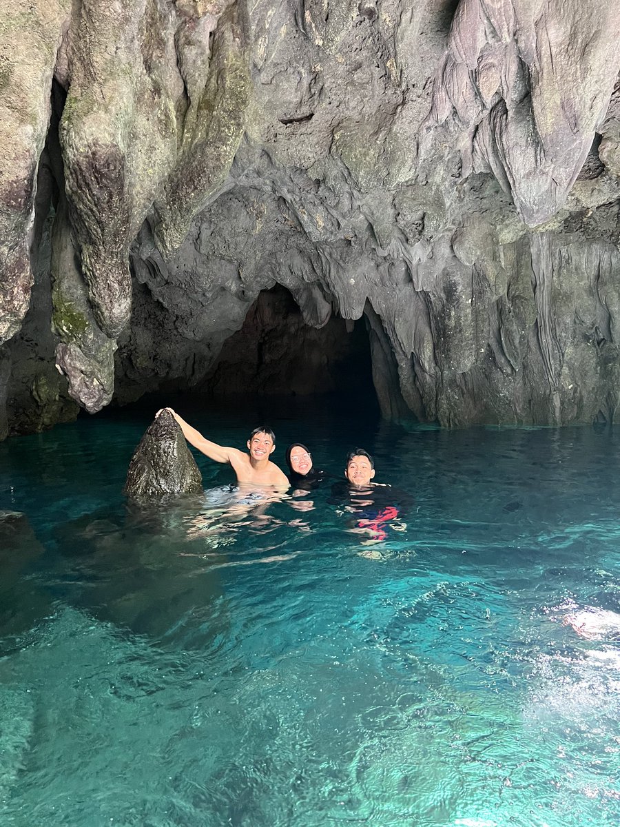 DavinciPakpahan's tweet image. Gua percaya ketika Sutan Sjahrir mengatakan “jangan mati sebelum ke banda neira”, beliau belum sempat nyebrang ke belahan surga lainnya bernama pulau Kei