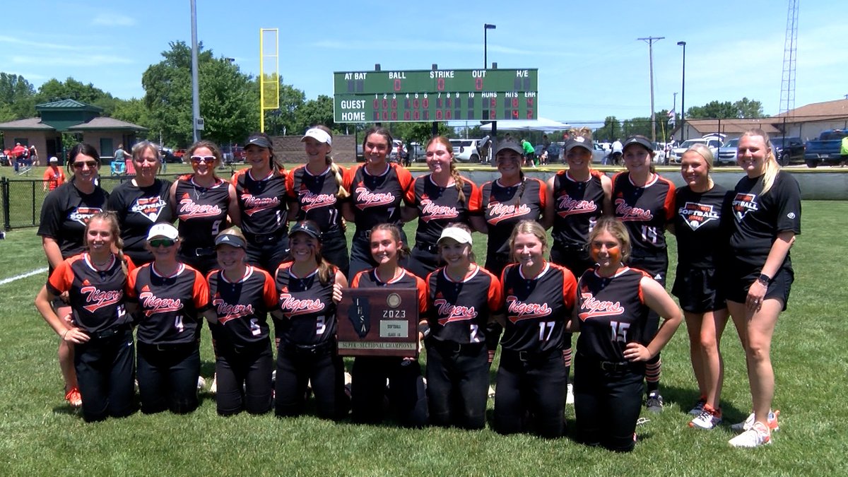 KurtPegler's tweet photo. Prep sports recap for May 29, 2023: @LeRoySoftball, @IBtigersoftball and @hs_mallardsBB capture state bids

Highlights: https://t.co/AmyeDaCJ48 https://t.co/EdaoyXzkjI