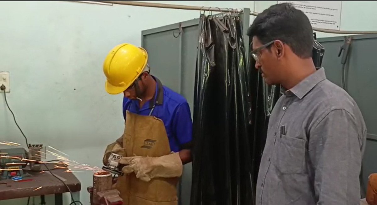 Hydrocarbon_SSC's tweet photo. Successful completion of batch of 18 #Pipe_Fitter - Oil & Gas/CGD at #SDI, #Visakhapatnam, Andhra Pradesh, on 29.05.2023.
#HSSC is committed to provide Vocational/Technical #Skill_Development_Training to unemployed #youth to promote better #employability.
#SkillIndia #Skills4All https://t.co/sO7rkb43S3