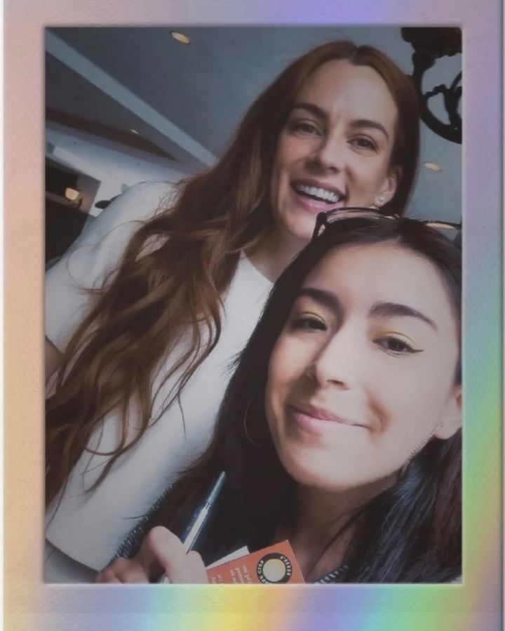 keoughscenes's tweet photo. riley with a fan | may 21

📲 priscillaflowers via instagram https://t.co/n1iuM16LTE