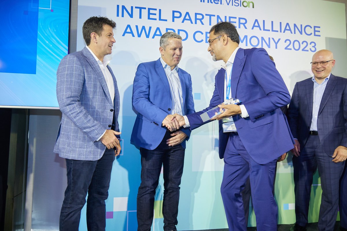 IntelJapan's tweet image. #IntelVision APJ 2023 では業界のリーダーやエキスパートを巻き込み、参加者の皆さまと対話することができました。