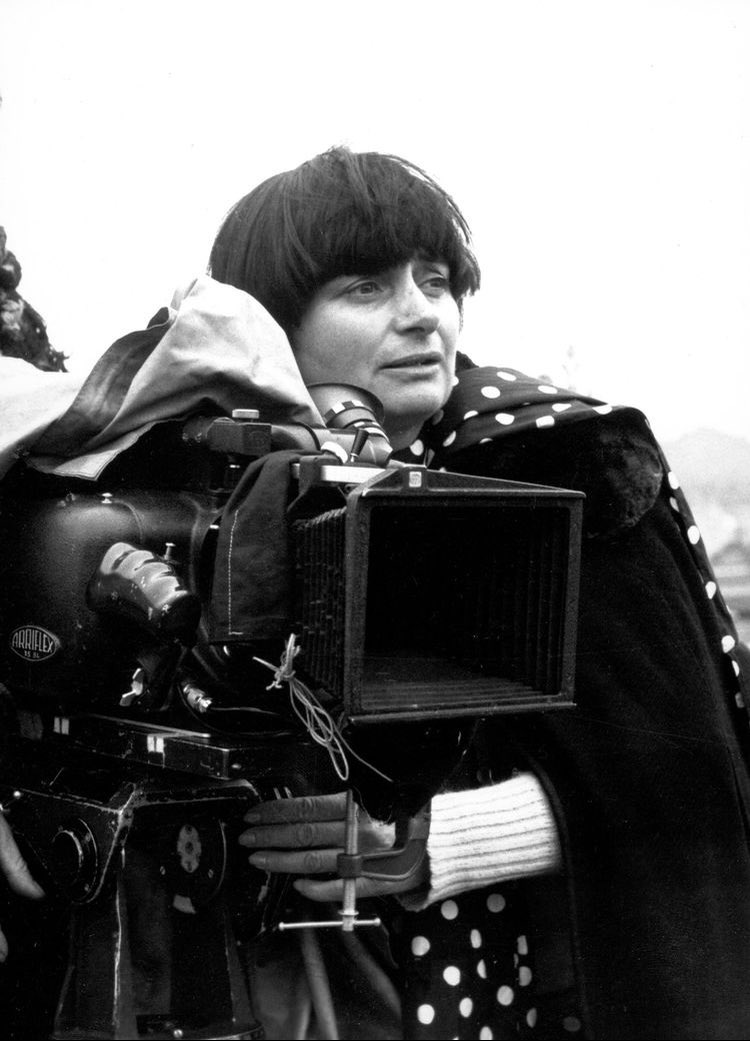'Remembering the iconic Agnes Varda on her birth anniversary, her cinema was poetry in motion. Her innovative storytelling and unique camera work will always inspire the next generation of filmmakers. Merci, Agnes! ❤️✨

(1928-2019) #frenchnewwave #AgnesVarda #BirthAnniversary