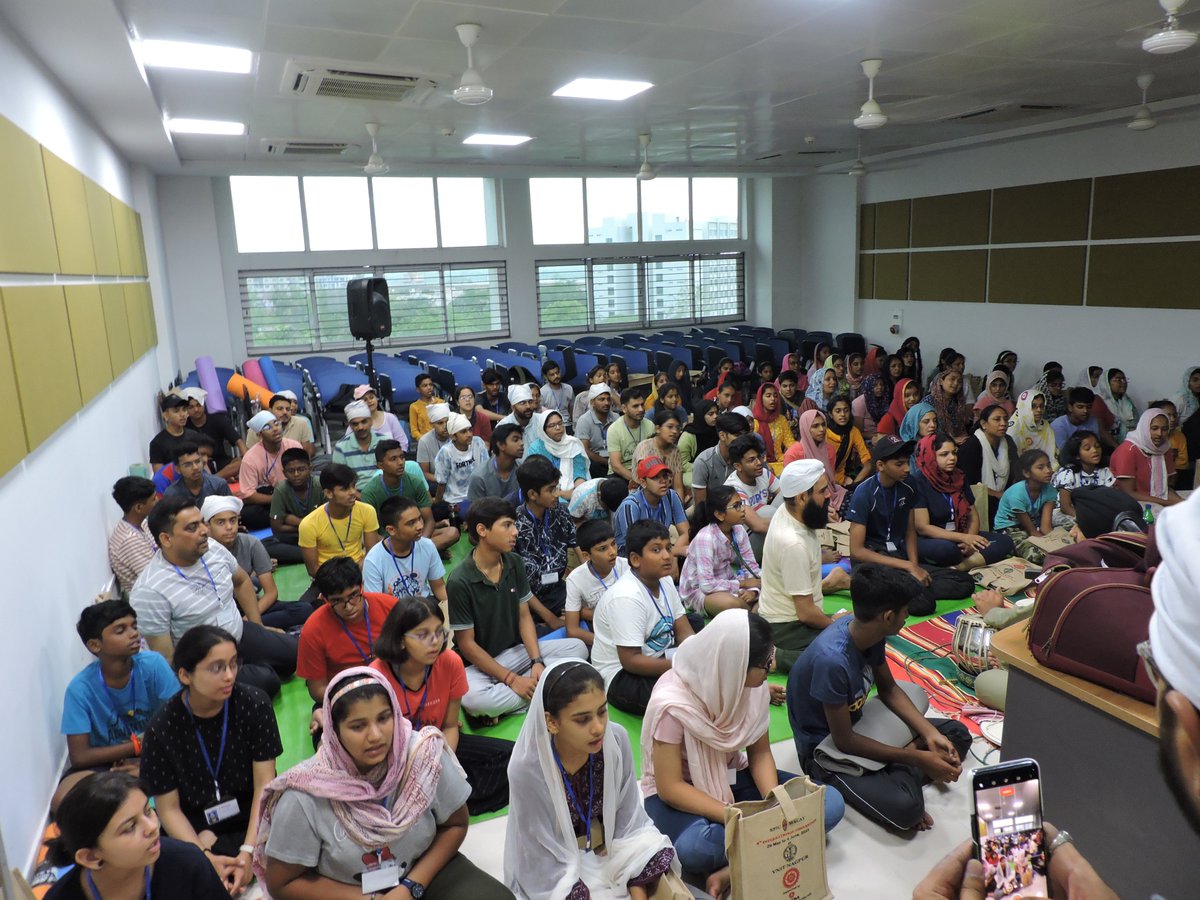 Gurbani sangeet session by Sh. Alankar Singh as part of Morning Yog of the Day-02 of SPIC MACAY 8th International Convention at <a href="/VNITN/">VNIT Nagpur</a> 

#spicmacay #intercon8 #spicmacayconvention2023 

<a href="/MinOfCultureGoI/">Ministry of Culture</a> <a href="/tourismgoi/">Ministry of Tourism</a> <a href="/g20org/">G20 United States</a> <a href="/incredibleindia/">Incredible!ndia</a> <a href="/PMOIndia/">PMO India</a> <a href="/drkiranseth/">Kiran Seth</a> <a href="/AmritMahotsav/">Amrit Mahotsav</a>