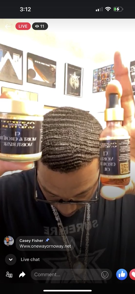 OneWayOrNoWay21's tweet photo. The Results are in✅🔥From Dull and Dry, To Shiny and Moist!
•

•Stock Available 🔥

•
#onewayornoway #moisturizer #waves #360waves #lildurk #nbaplayoffs #nbayoungboy #miamiheat #bostonceltics #explorepage #fyp #naturalhair #smallbusinessowner https://t.co/ZWiEGmqjS6