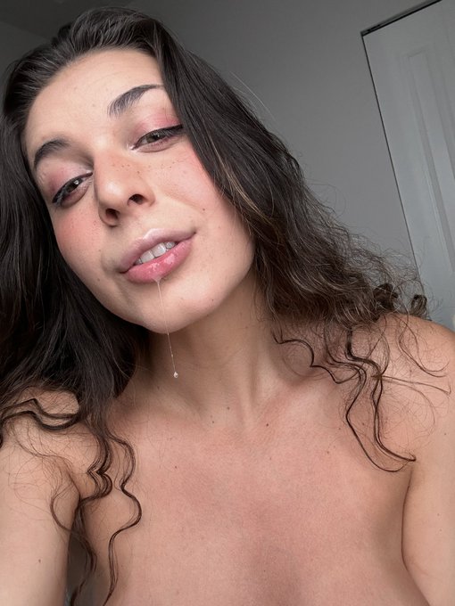 Happens whenever i think of dick 🤤 https://t.co/OTbTuceKuL