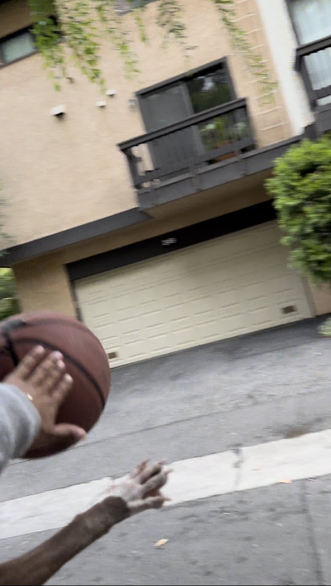 Bro I just asked my girl to pass me the rock and our dog… 💀