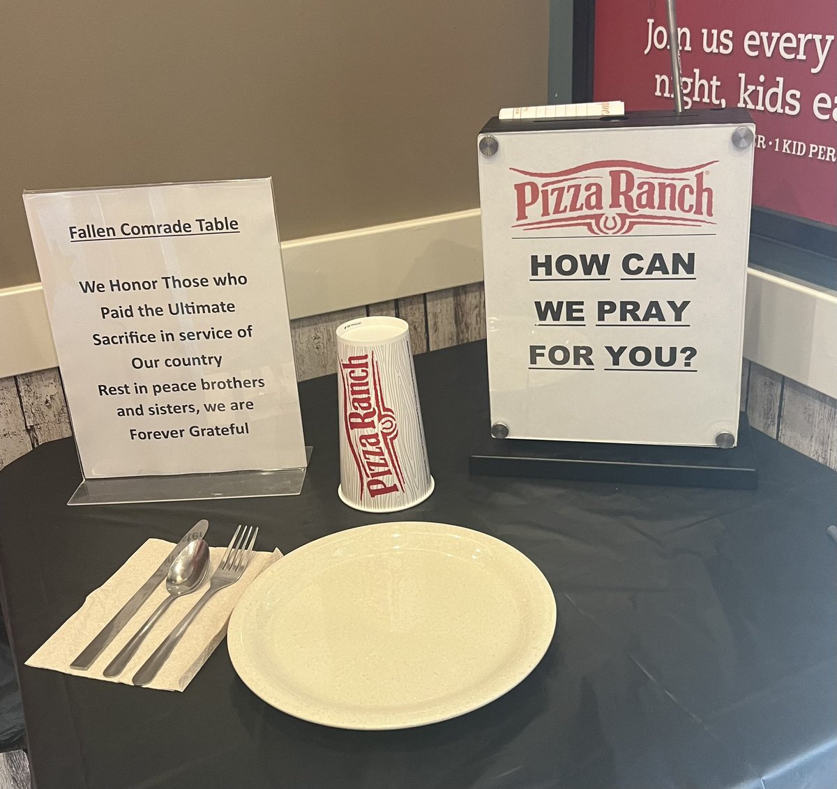 CNesbittOG's tweet photo. #MemorialDay at @PizzaRanch in @SiouxfallsSD. Visiting from out of state and took my grands here for a delicious dinner. They do it right. This display in the lobby sealed my positive impression. Well done! I will be back. https://t.co/TdY3tPtpH3