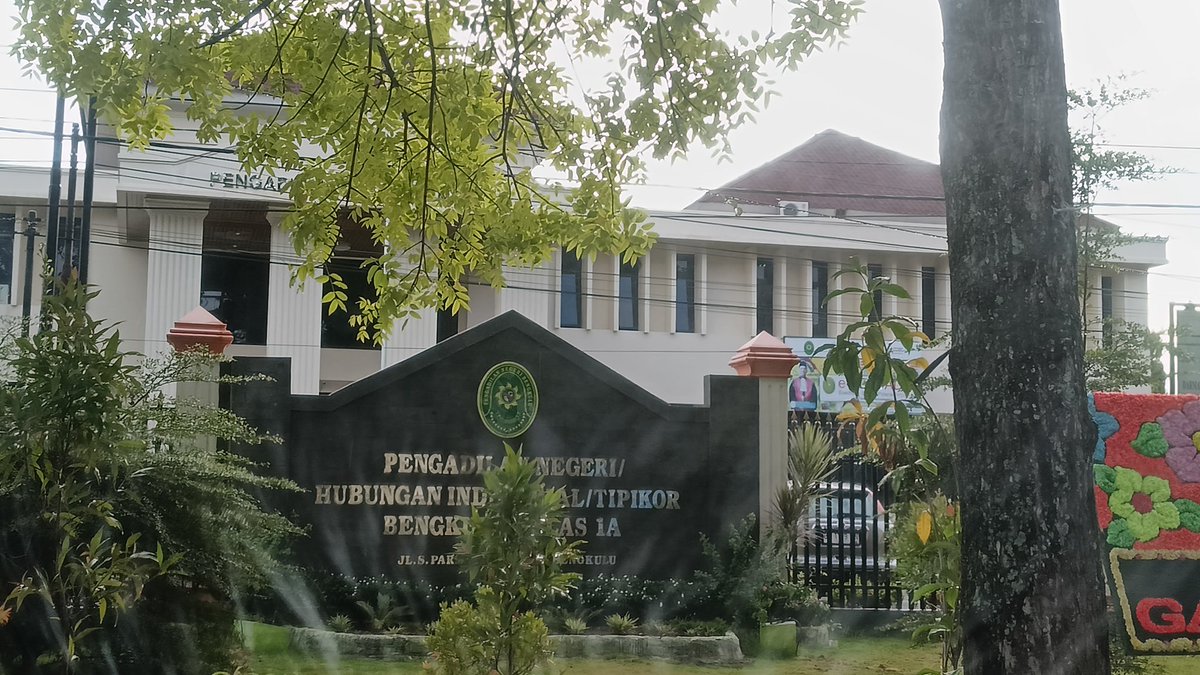 Silvita18's tweet image. #saveTTP 
#Savearlelan
@Jokowi
@KejaksaanRI 
@mohmahfudmd
 @halimiskandarnu
 @kemendespdtt 
@Melik_Haramain 
@imansyukri 
@taufikmadjid71 
@yusradaridesa
 @azzameldzikrie
 @tppkemendes