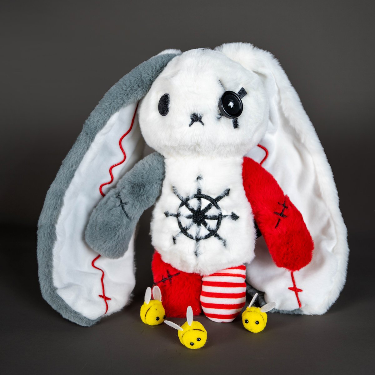 ADHD rabbit has launched and is selling FAST. 
Don't miss out as it will take a month or two to restock! 

mysterious.americanmcgee.com/products/plush…

#ADHD #plushie