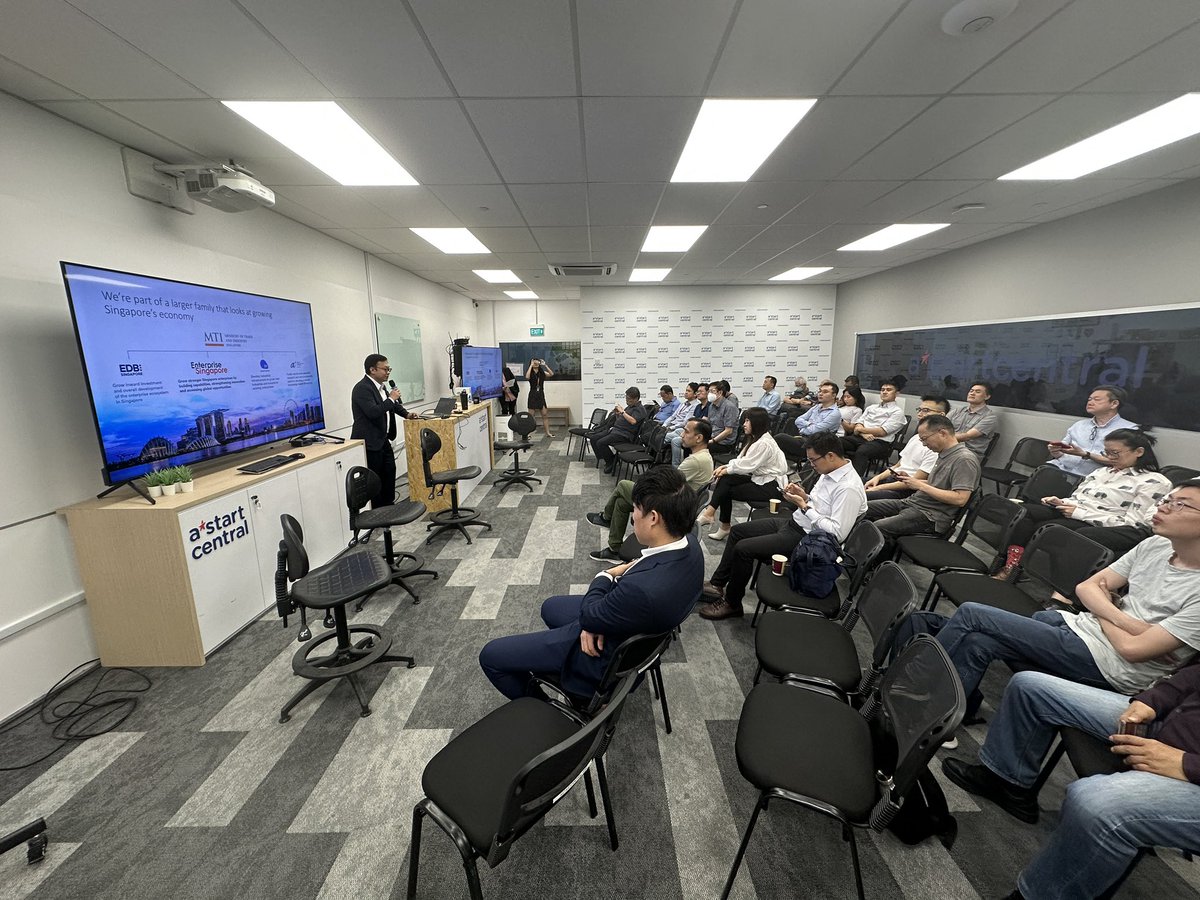 drostontang's tweet image. Privileged to participate in an engaging Tuesday morning conversation on go-to-market China with fellow panelists, entrepreneurs &amp;amp; experts in the audience. 👍

#enterprisesingapore #globalinnovationalliance #xnode #shanghai #shenzhen #astartcentral