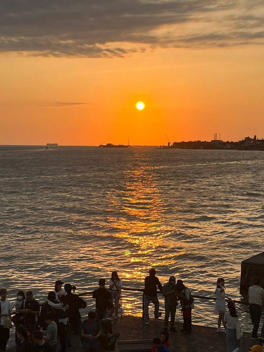 cara1014's tweet photo. "Sunsets are like God's paintings in the sky." https://t.co/6f5r89LYdI