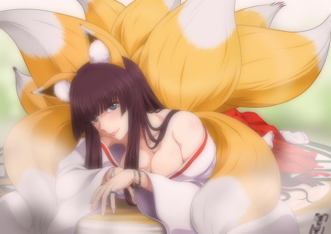 人によって現れる姿形は違うそうで自分には挑発的でふっくらしたおっπのきつねが現れたでよ 