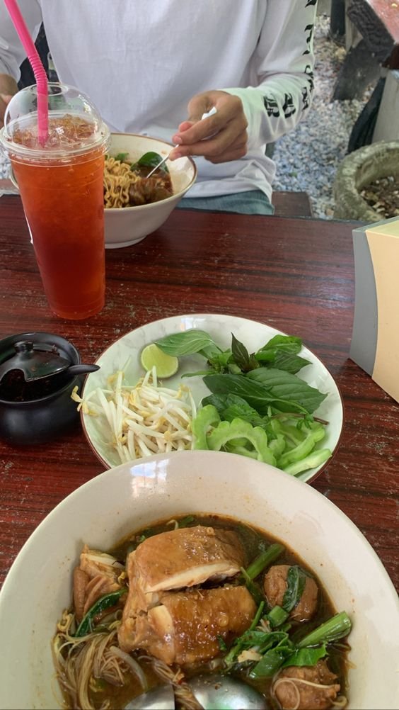 หัวใจนี้เพื่อบ้านเมือง ดวงน้อยๆสีเหลืองอร่าม (@phiphatnarakun) on Twitter photo 