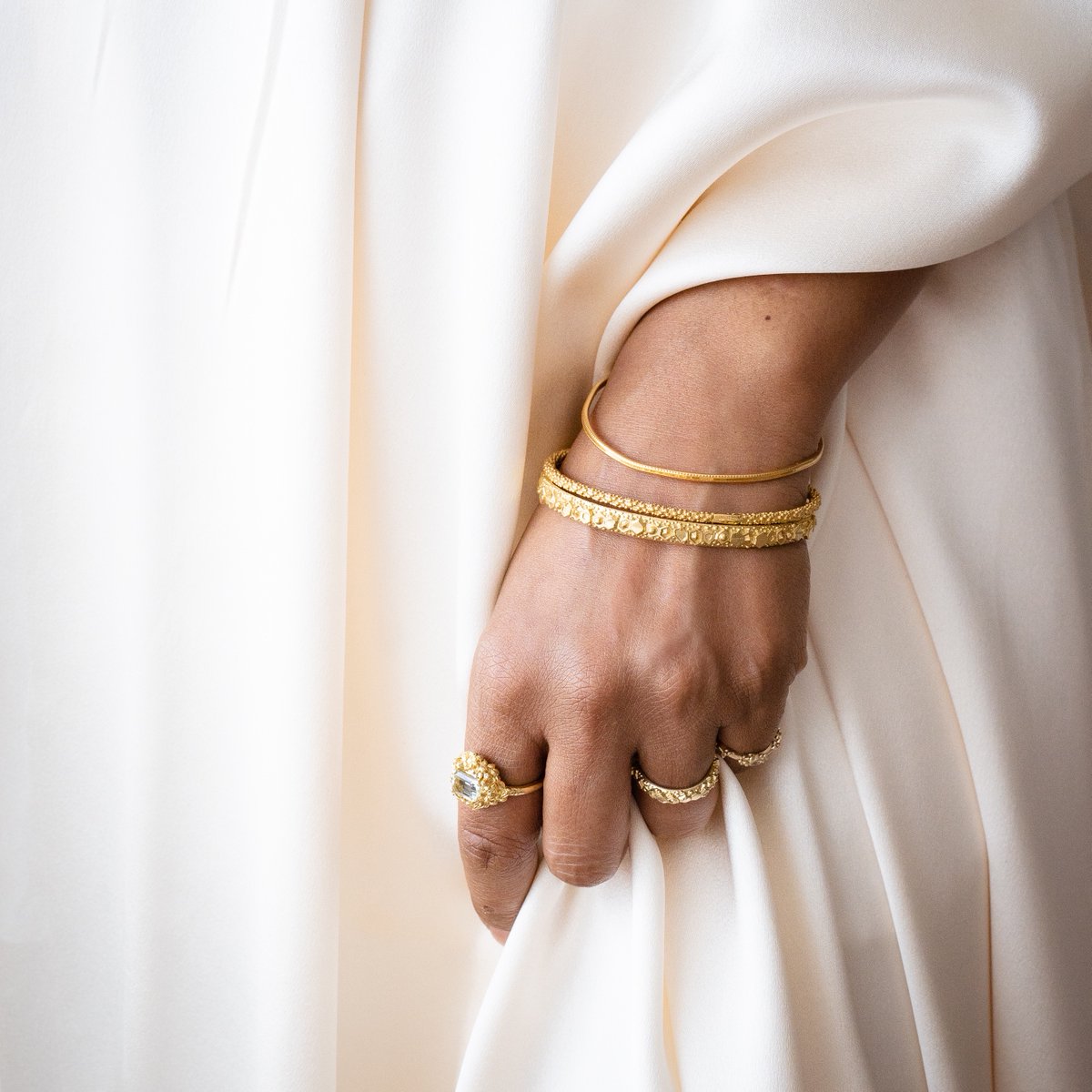 Our fashion-forward designs will spark joy and keep you looking effortlessly chic. Whether you’re looking for the perfect date night outfit or just want to add a little extra style to your everyday look, our timeless pieces are the perfect way to express your individual flair.