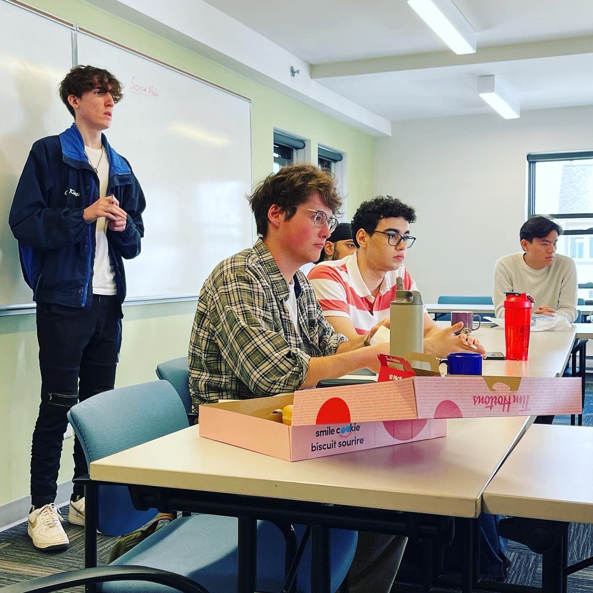 Angus Chan tweet media