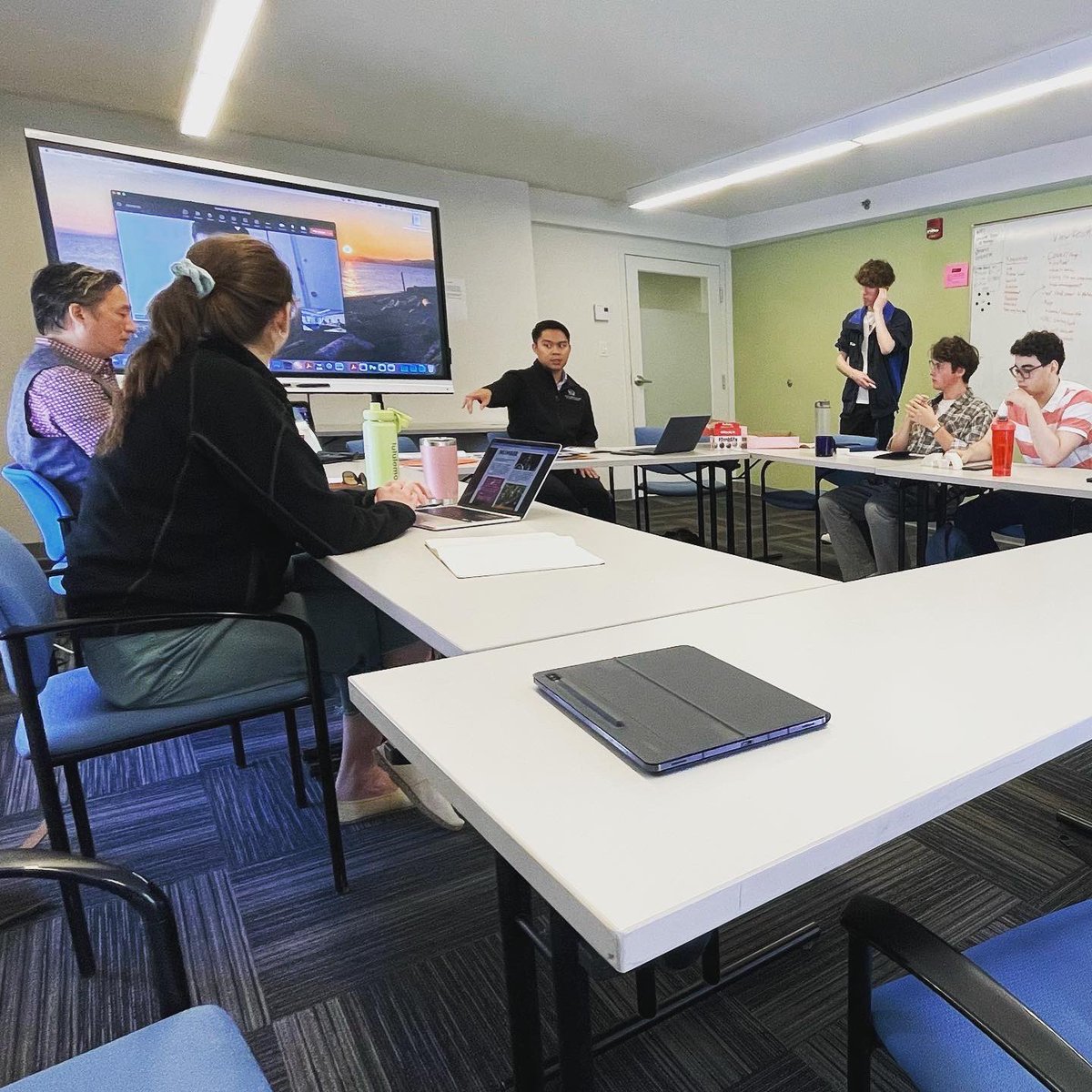 Angus Chan tweet media