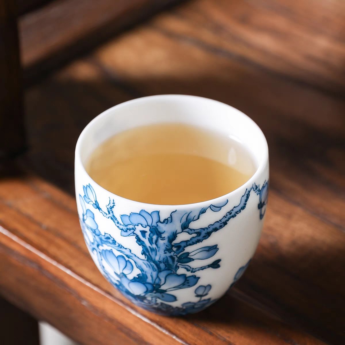 zingpottery's tweet photo. Crafted from stunning white jade porcelain, every sip will be an adventure in flavor and style. Who knew tea time could be so thrilling?

#teagamestrong #teaobsessed #teatray #teawareforsale 
#茶碗 #抹茶茶碗 #茶道 #中国茶 #器��之美 #手繪 #茶生
#도자기 #용곡예가 #조재호 #말차 https://t.co/3fKNUYPG1u