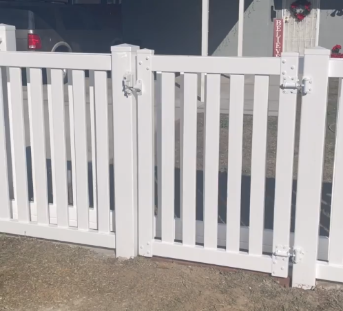 pvc vinyl pool fence with gate 
#pvcfence #fencegate #gate #vinylfence #poolfence
