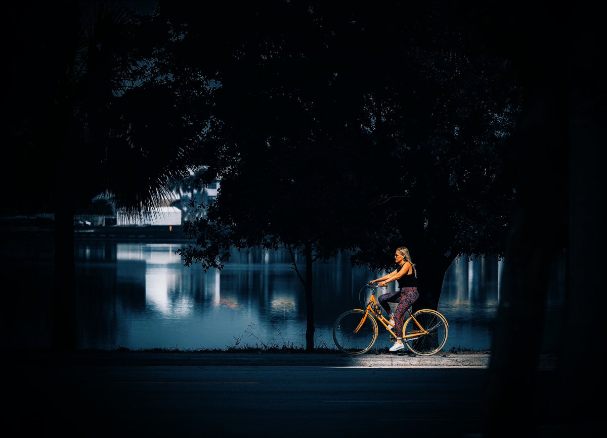 #CanonStreetPhotographyFlorida  #FloridaFotoShoot #SummerVibesFL #streetphotography #canonr6markii #70200f4 #florida #photo #mirrorless #portraitphotographer #teamcanon #canon #canonusa