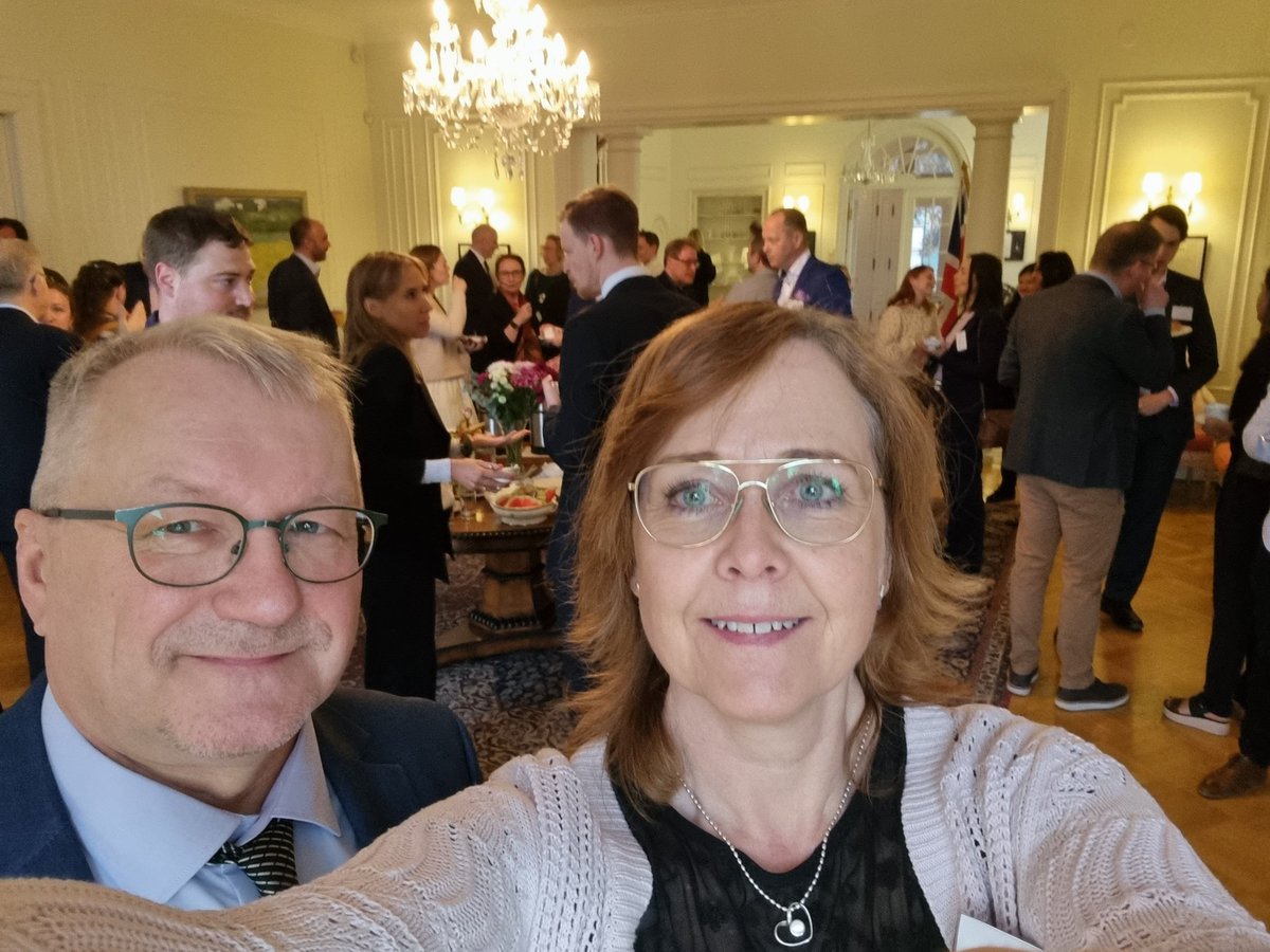 Good start for an inspiring week at #WCEF2023, breakfast and interesting presentations at the British Embassy. #circulareconomy #bioeconomy #KiSu