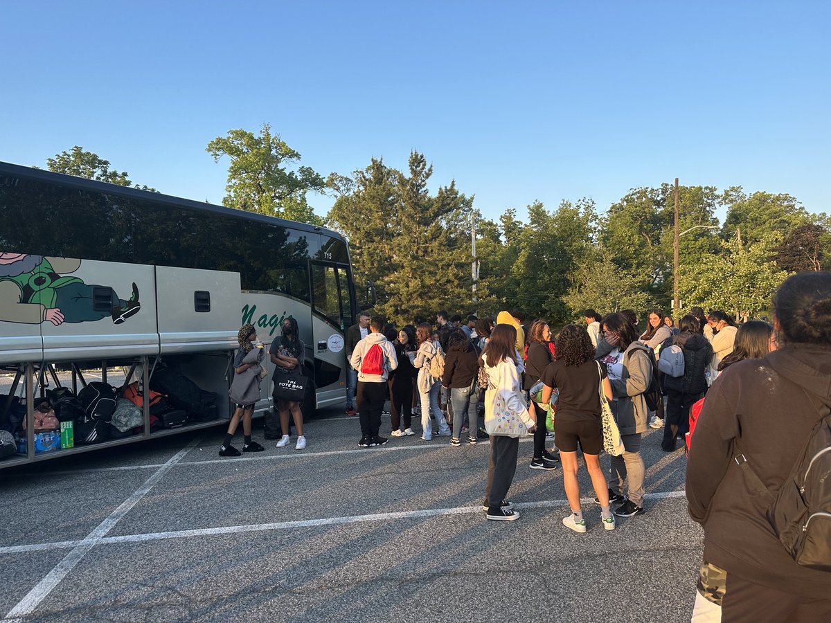 Yonkers Middle High School (@yonkersmhs) on Twitter photo Early morning departure to Washington, D.C for our 8th grade scholars. <a href="/APsamarneh/">Dr. Shirine Samarneh</a> @APVancol <a href="/RcollinsJudon/">RoseAnne Collins-Judon</a> Early morning departure to Washington, D.C for our 8th grade scholars. <a href="/APsamarneh/">Dr. Shirine Samarneh</a> @APVancol <a href="/RcollinsJudon/">RoseAnne Collins-Judon</a>