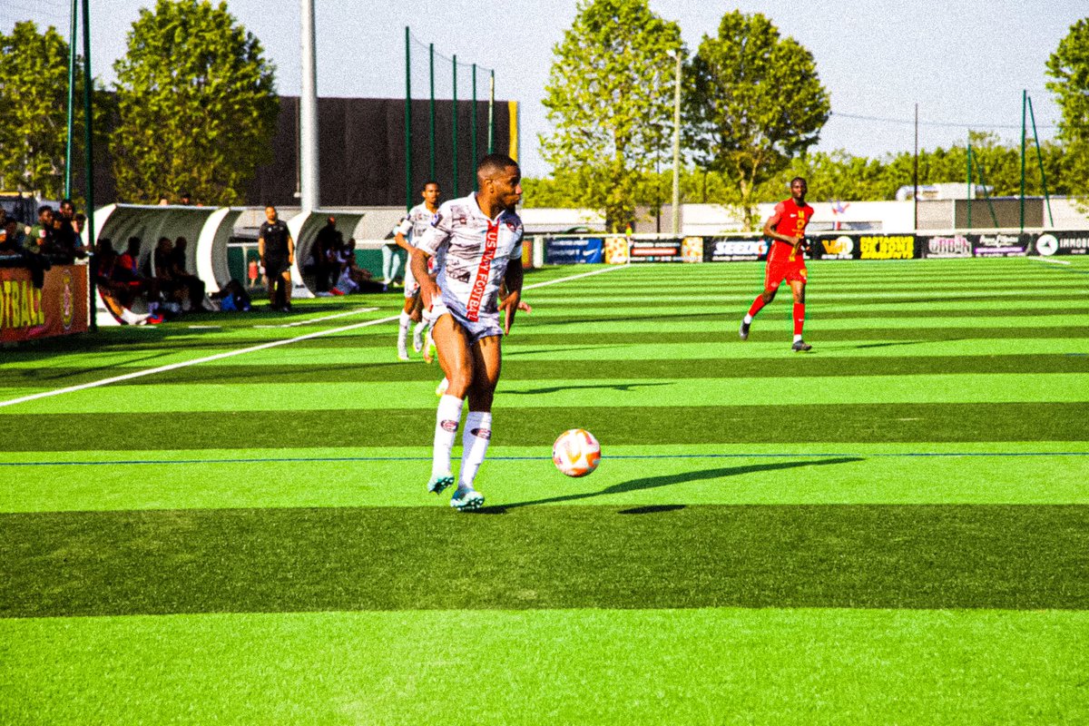 IvryUs's tweet photo. Victoire 2-0 vs Linas-Montlhéry ! 🤝 https://t.co/BpV7G6Skde