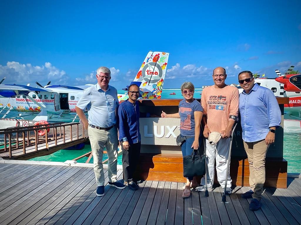 Glad to spend time with Gregory Burns Gregory Burns MFA, PLY,Paralympian Artist & Speaker - Olympic Education Commission Member.. Master Classes on Creativity and Getting things done. Thank you for adding value to our team and guests. #Excellence #luxresorts #luxsouthariatoll