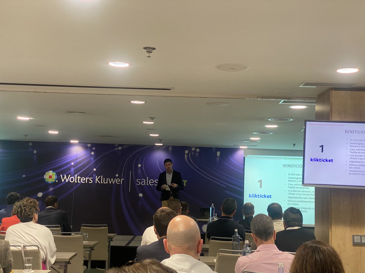 EmesaTic's tweet photo. Nuestro compañero @JavierEcheve_, Director de EMESA SOFTWARE, en el Evento Anual de Wolters Kluwer presentando @klik_ticket Nuevas Capacidades en el Mundo Online #salessummit #EventosWK @WKa3Software
Novedades y estrategias para empresas y despachos #crecimiento #digitalización https://t.co/NtR1K6ostU