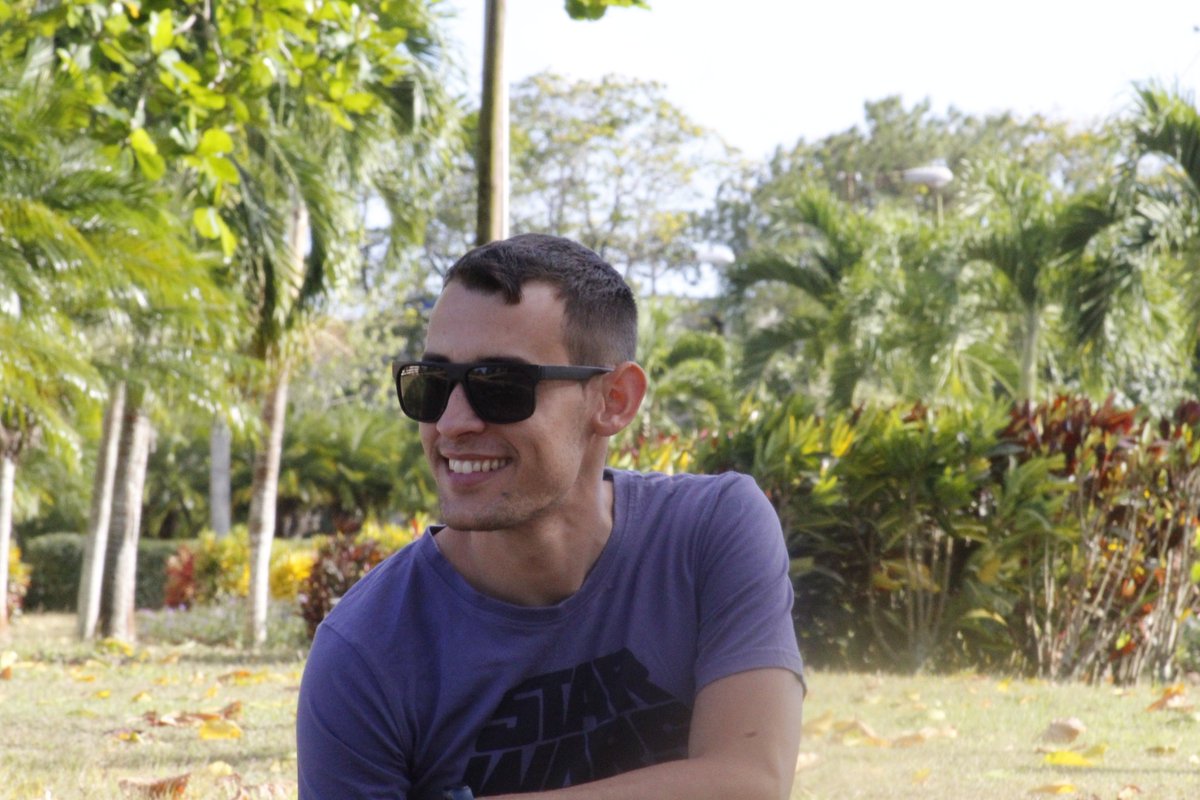 A lo Joan Manuel Serrat: «Hoy puede ser un gran día, plantéatelo así.
Aprovecharlo o que pase de largo depende en parte de ti.»