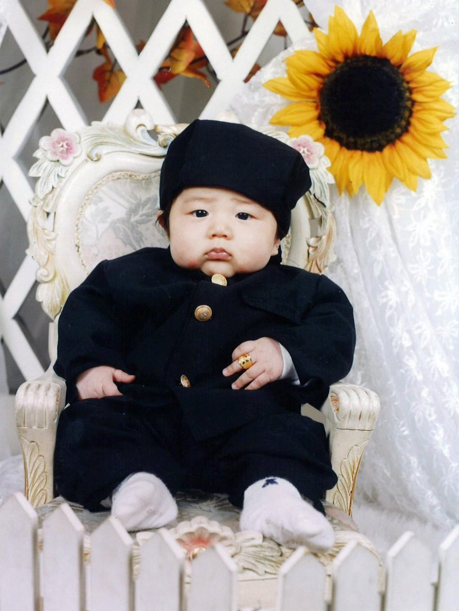 ythkendra's tweet image. Gini-gini, aku menduduki tahta