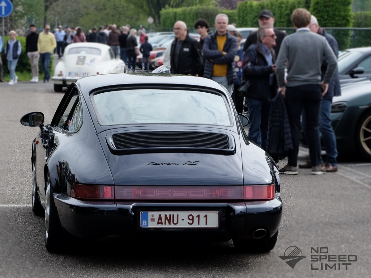 #porsche964rs ? #aircooledporsche911 #porsche911 #boxerengine #rearengine #flatsix #thereisnosubstitute #cultcar #streetracer