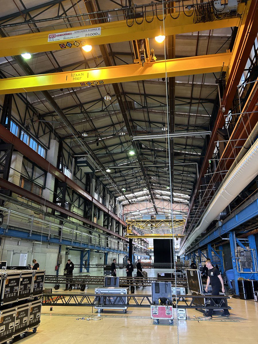 DariaShabala's tweet image. Leeeet&apos;s get it started in heeeere 🎶 
#GitNation #JSNation 💛 #ReactSummit 💚