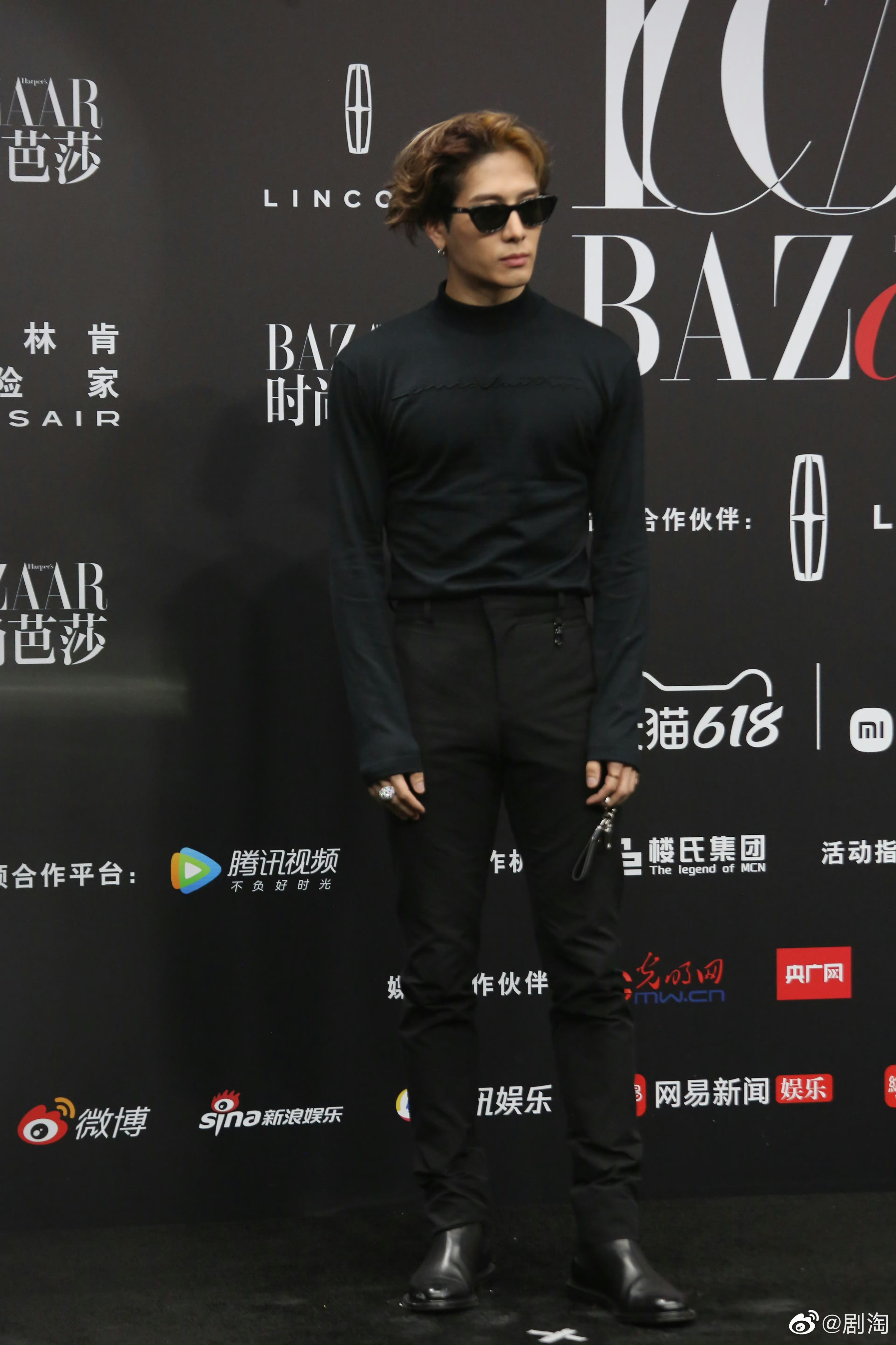 2023.05.31][Weibo] Jackson Wang for Harper's Bazaar ICONS : r/RealTeamWang