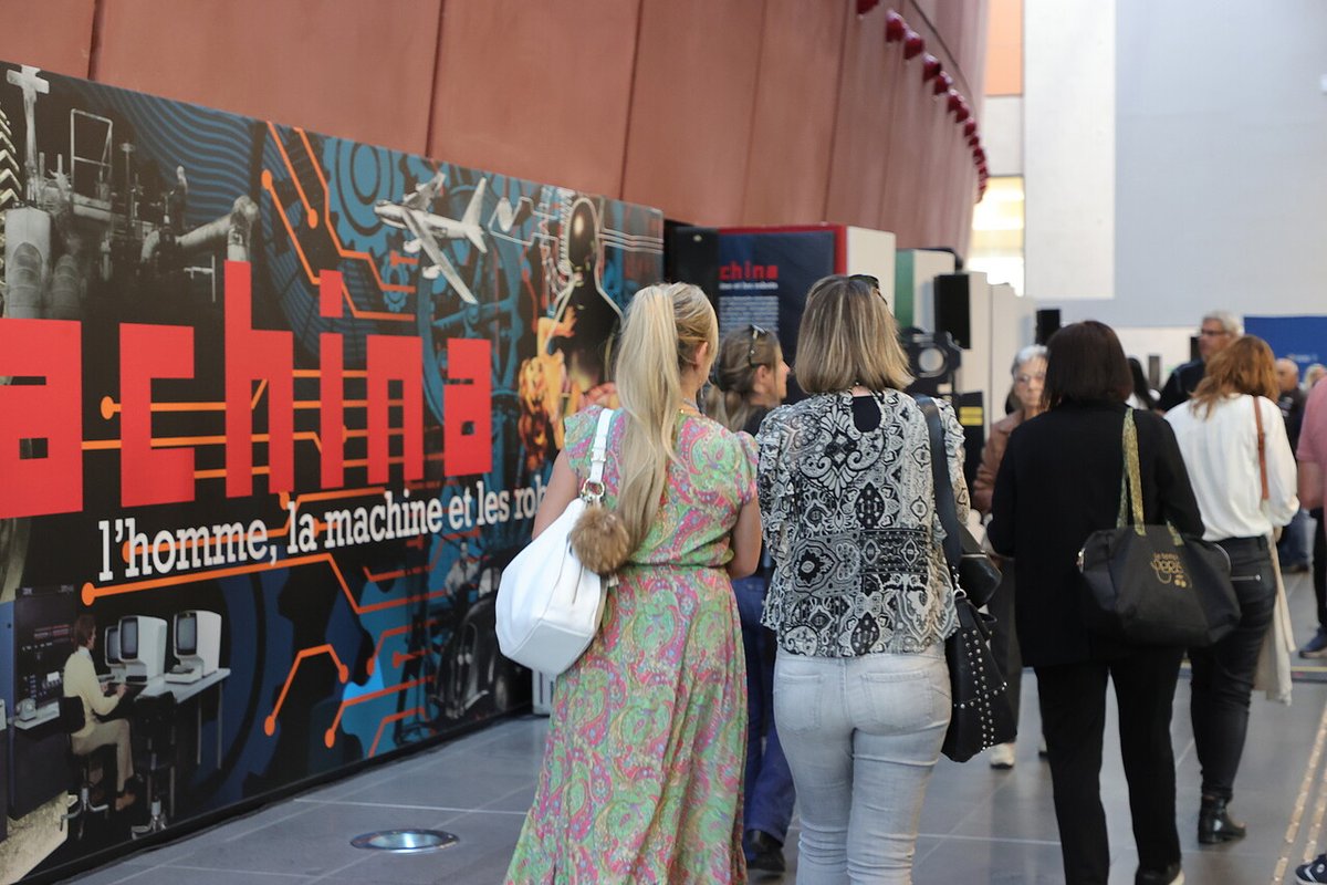 departement13's tweet image. 🤖 “EX MACHINA, l&apos;Homme, la machine et les robots”  

Entre science et imagination : faites un voyage dans le monde fascinant de ces être artificiels à travers une exposition qui s’adresse à tous les publics jusqu&apos;au 29/07.  

Demandez le programme 👉 dpt13.fr/ex-machina