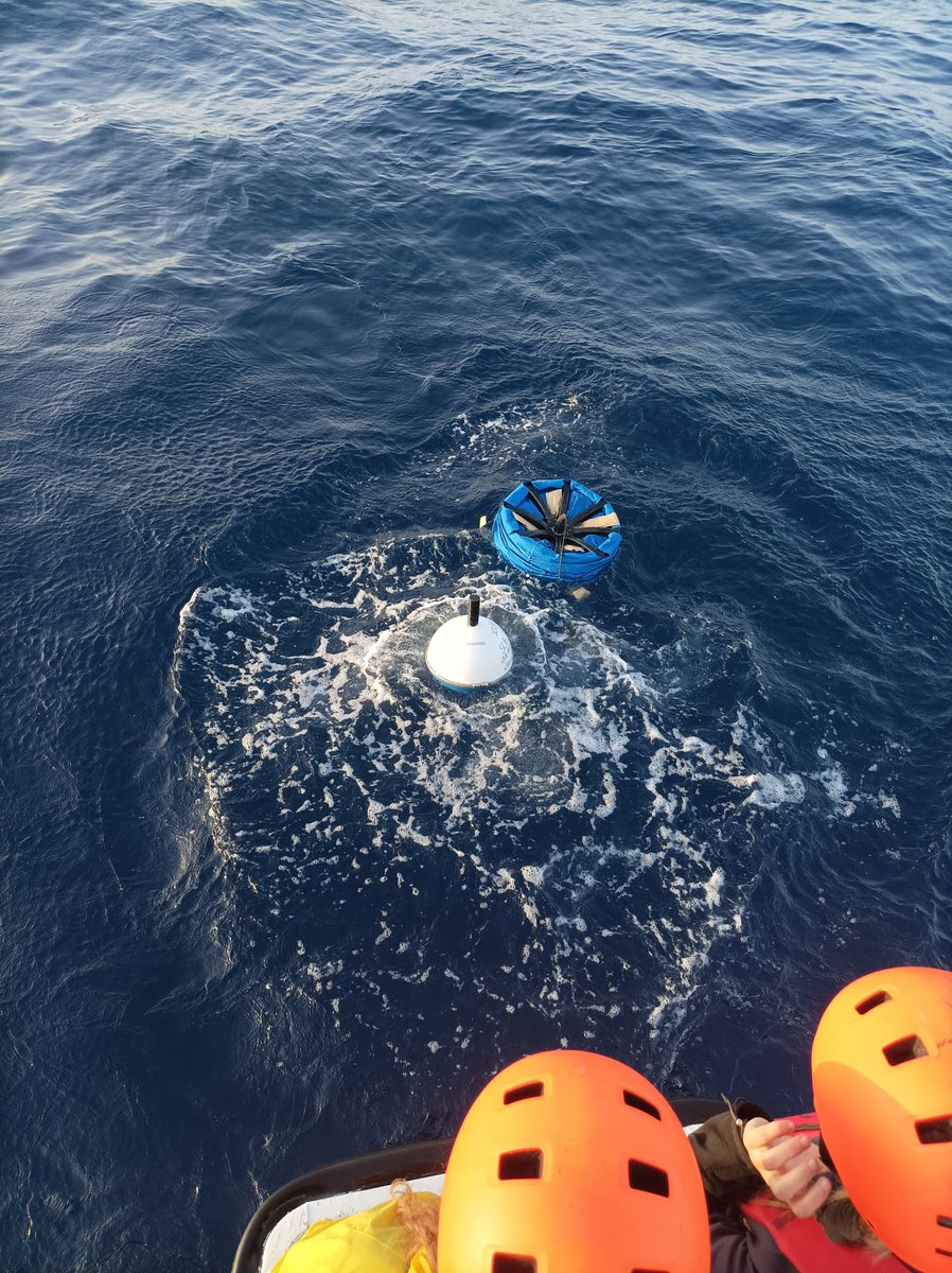 socib_icts's tweet photo. 1⃣ Del 23 al 26 de mayo se ha llevado a cabo la campaña oceanográfica #CANALES-SPRING 2023 a bordo del Buque oceanográfico #SOCIB:
✔️16 estaciones #CTD incluyendo mediciones de pH en colaboración con @IMEDEA_UIB_CSIC
✔️ lanzamiento de una #boya de deriva superficial 
#ICTSNews
⬇️ https://t.co/kCz0b99Mud