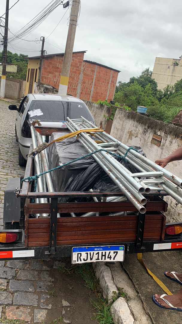 Carretinha roubada essa madrugada no grecco, quem puder dar um rt pfv 😩😓