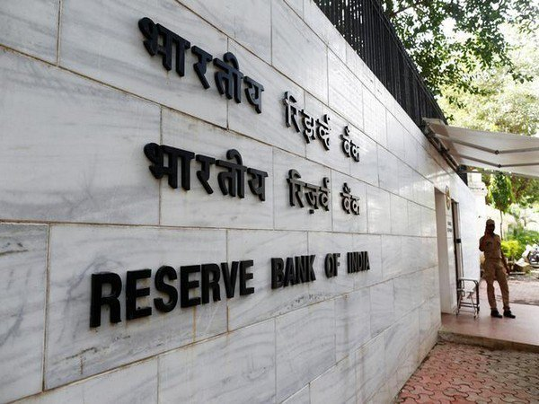 India's growth momentum likely to be sustained in 2023-24 amid easing inflation: RBI

Read @ANI Story |  aninews.in/news/business/…
#India #growthmomentum #inflation #RBI