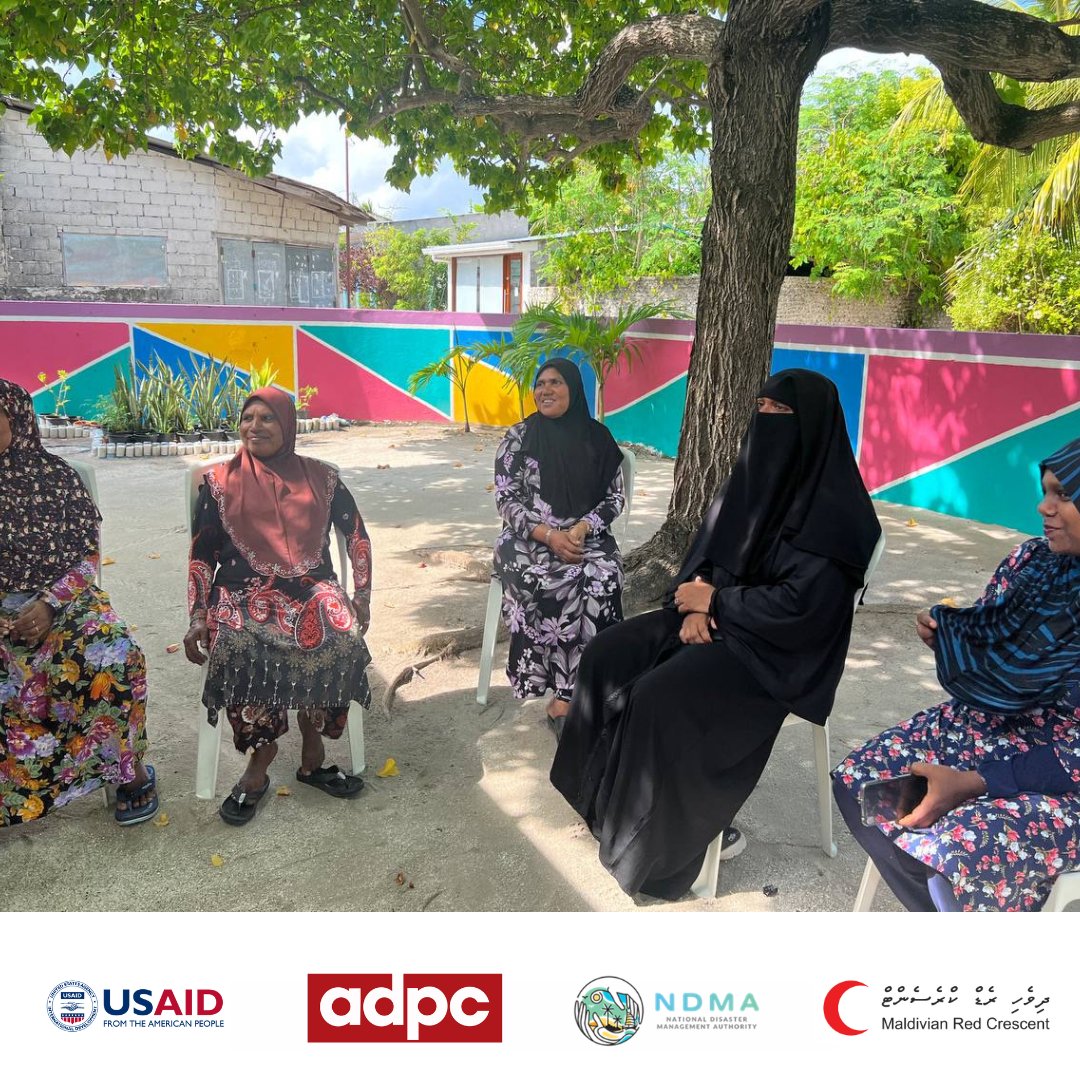 Activities under #SPRING project are ongoing in B. Maalhos and K. Dhiffushi. Our teams are conducting a Hazard Vulnerability Capacity assessment in partnership with @NDMAmv and @ADPCnet, funded by @USAIDSavesLives
