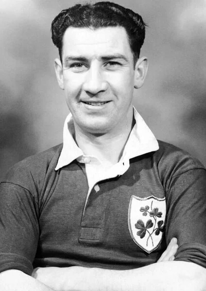 eireguide's tweet photo. Kenny Dalglish and Alex Ferguson have described Sligoman Sean Fallon (8 Ireland caps, 2 goals) as one of the great talent spotters in football and of course he was responsible for assembling the Lisbon Lions for Jock Stein at Celtic while his assistant. Sean was a defender and started out at Sligo Rovers but would go on to make over 250 appearances for Celtic before helping Stein in that golden period for the Glasgow giants. Sean was awarded the freedom of Sligo in 2002 and sadly passed away in 2013. ☘️ #coybig