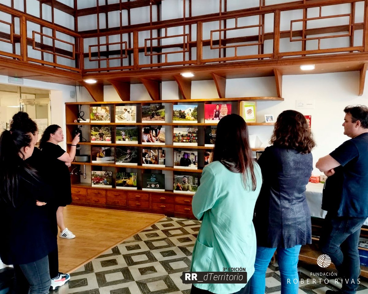 rr_fundacion's tweet image. 👓 #RR_dTerritorio 3ª edición xa está en marcha!
O programa arrincou o pasado día 22 con 15 participantes, despois de recibir máis de 30 candidaturas.

#EconomíaSocial #LaModaRuralLab #ComunidadeDOTerritorio #TheBreakFellowship