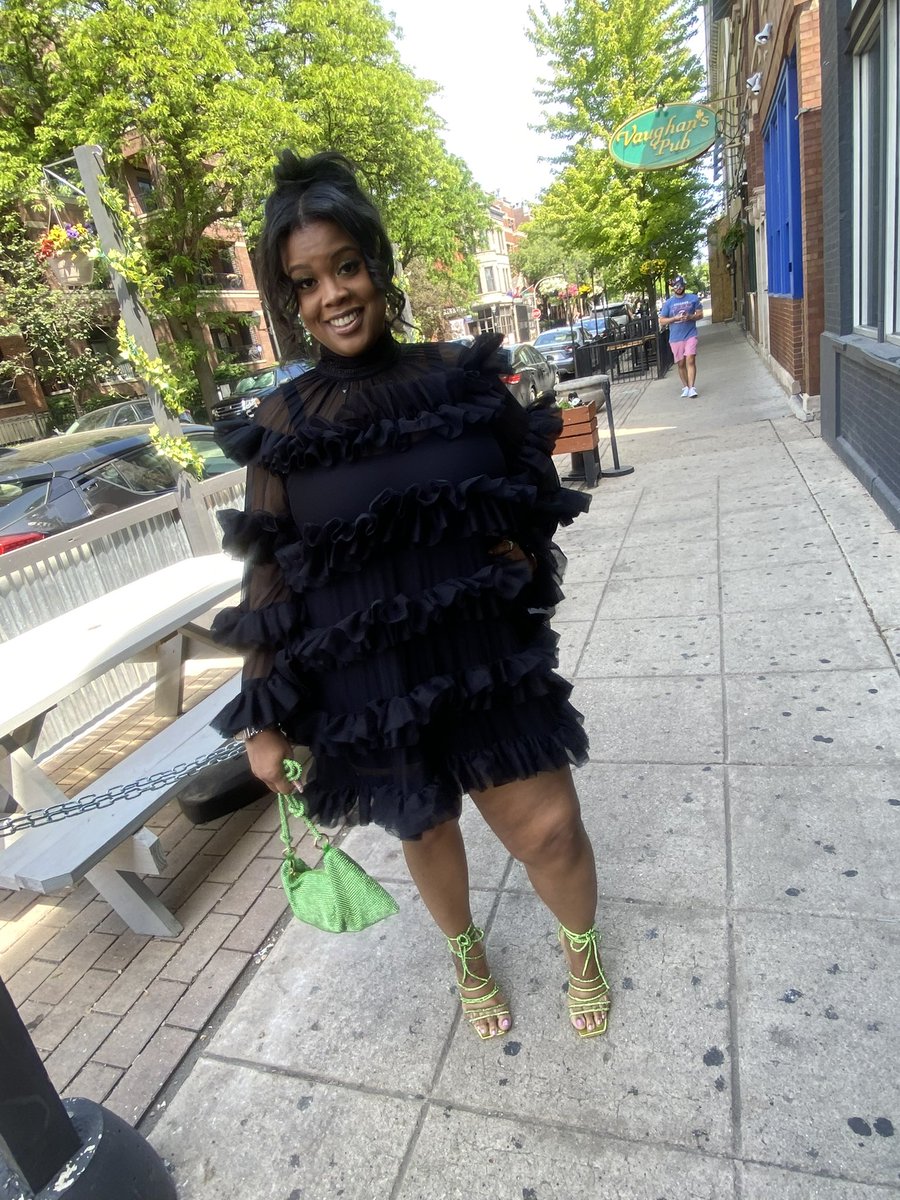 beenAround_310's tweet photo. Went to a fun ass drag brunch #BigFine #FACG @FreakyAhhChuGuh https://t.co/qVIy5aXZt8