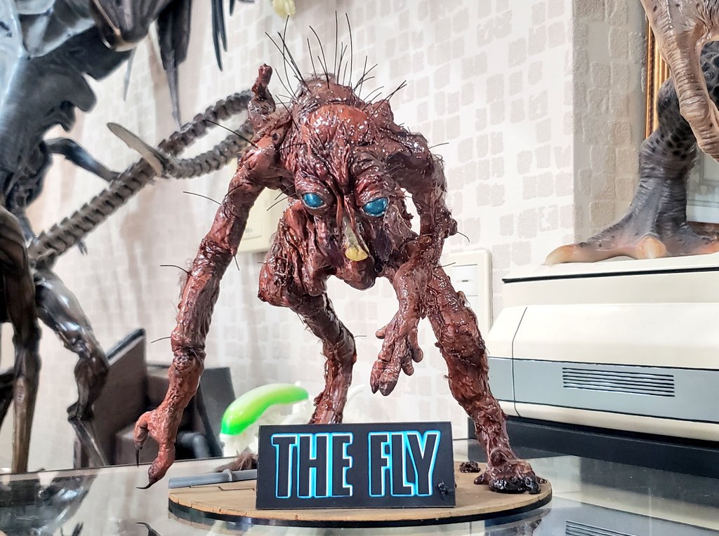 ザ・フライブランドルフィギュア