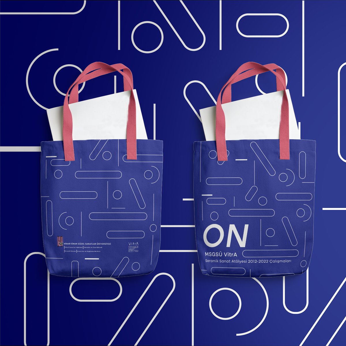 LomCreative's tweet image. VitrA Seramik Sanat Atölyesi Sergisi için hazırladığımız görsel kimlik tasarımı

+++++

Müşteri: VitrA
Sanat Yönetmeni: Utku Lomlu
Tasarım: Ezgi Arslan


#visualidentity #advertisementdesign #branding #graphicdesign #brandidentity #brandidentitydesign #graphicdesign